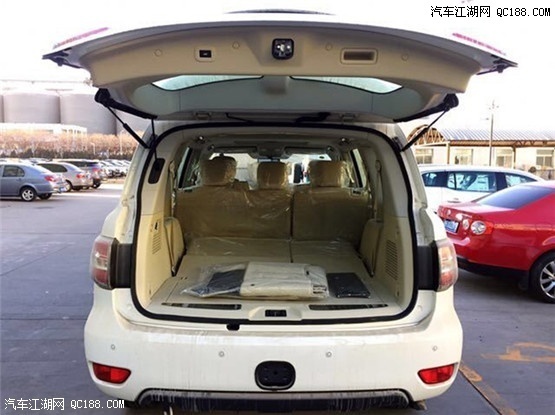 2018款日产尼桑途乐4.0SE-T2中东版评测