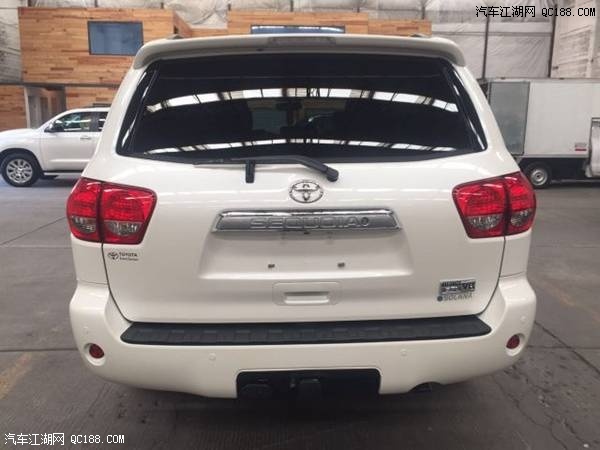 2018款全新丰田红杉5700白金版性能体验