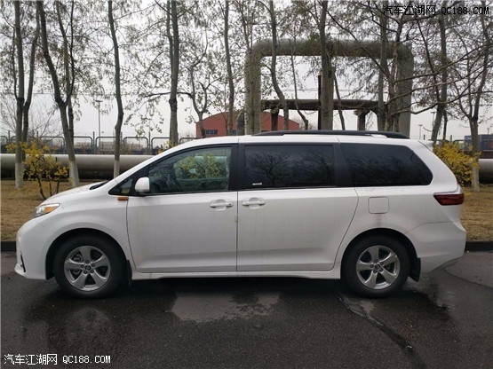 2018款丰田塞纳3.5L四驱LTD加拿大版解读