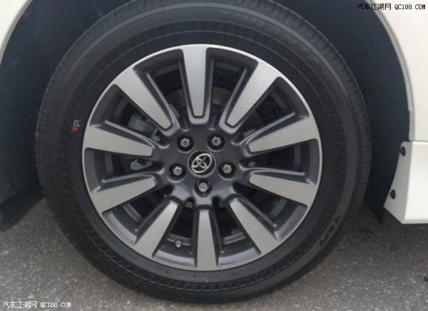 2018款加版丰田塞纳四驱LTD现车报价