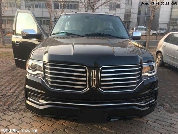 2017款林肯领航员3.5TT长轴四驱墨版评测