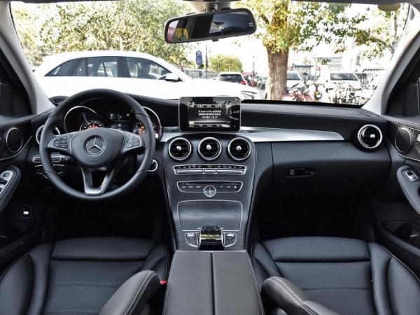 奔驰C级增C200L成就特别版 配置更豪华