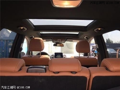 18款奔驰GLE400中东版白色现车价格解读