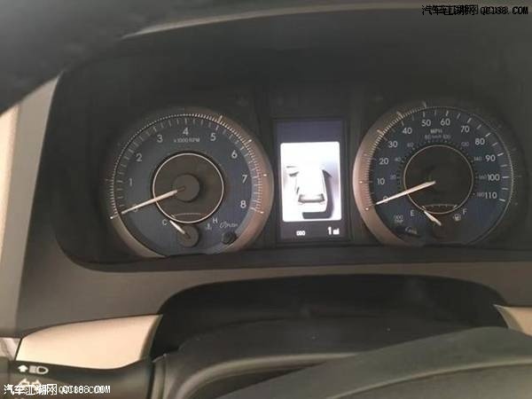 2018款丰田塞纳3.5XLE四驱商务车实测