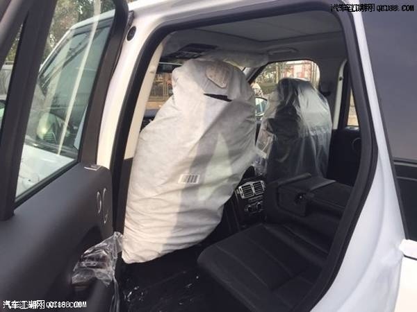 17款美规路虎揽胜3.0行政版白色现车价格