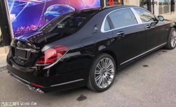 18款奔驰S560 4.0T V8发动机性能评测