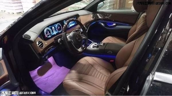 平行进口车18款奔驰迈巴赫S560到店实拍