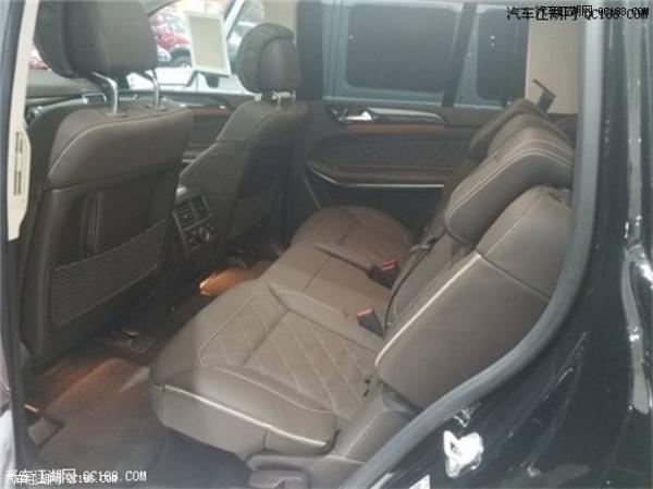 18款奔驰GLS550最新市场报价及实车图片