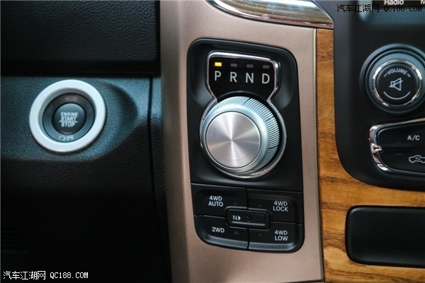 道奇公羊1500长角号进口现车配置性能