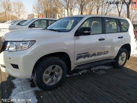 进口2018款中东版丰田霸道2700配置解读