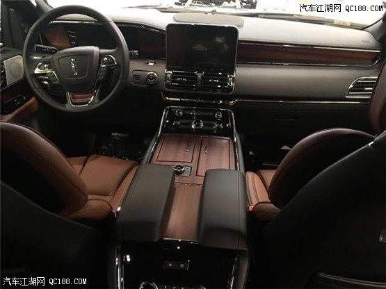 18款林肯领航员3.5T双涡轮增压现车评测