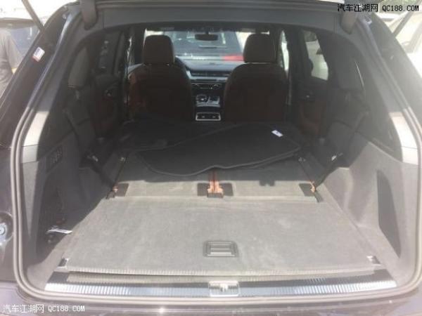 18款奥迪Q7 2.0T/3.0T涡轮增压现车解读