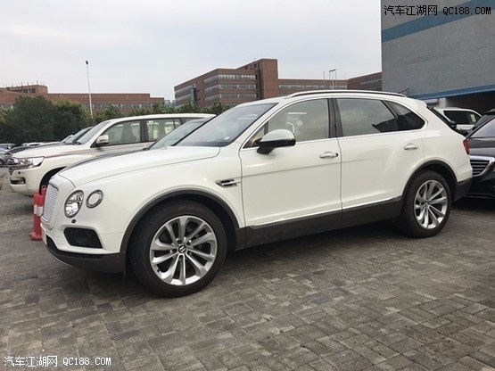 沉稳大气贵族气息 2018款宾利添越试驾