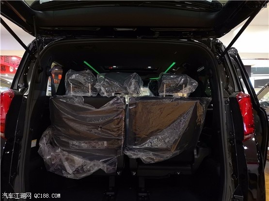 19款丰田埃尔法3.5L八速报价及图片解读