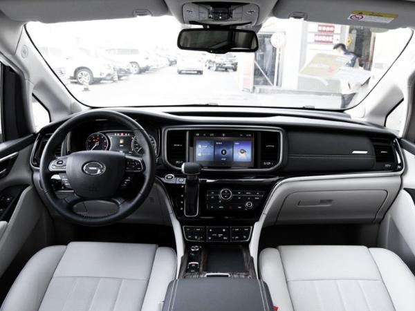 原创传祺GM8对比别克GL8 豪华MPV王者之争