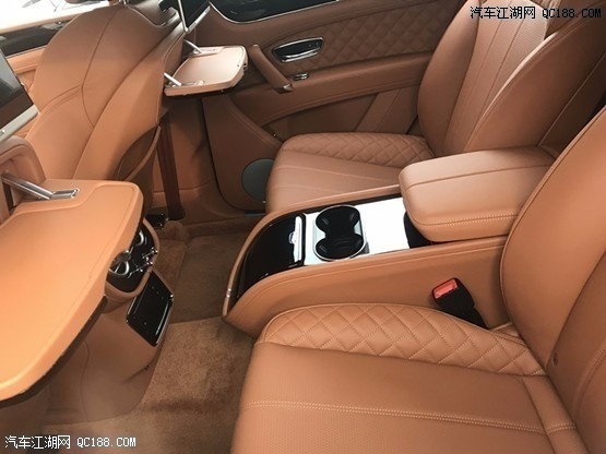 沉稳大气贵族气息 2018款宾利添越试驾