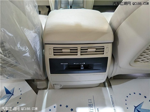 2018款兰德酷路泽4.0L天窗版报价详解