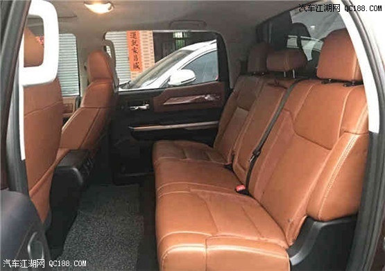 2018款丰田坦途加规版现车配置参数解读