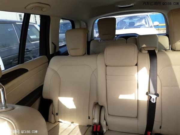 2018款加版奔驰GLS450强劲动力性能体验