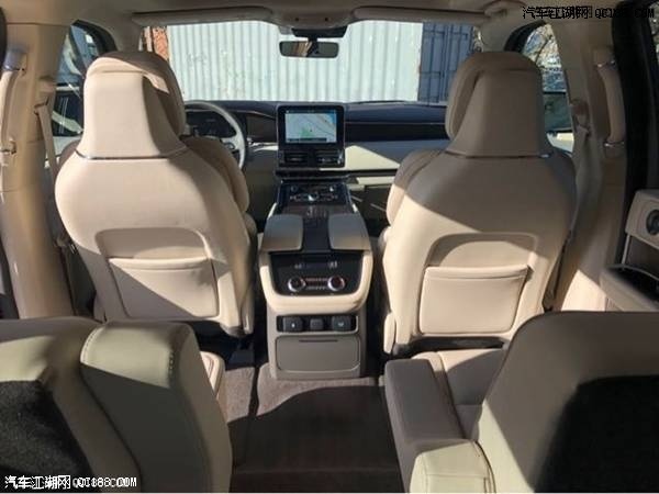 18款加规林肯领航员加长版商务车报价行情