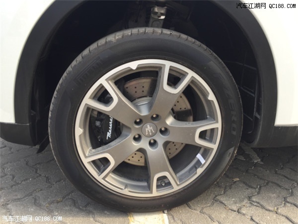 18款玛莎拉蒂莱万特3.0L V6八速现车评测