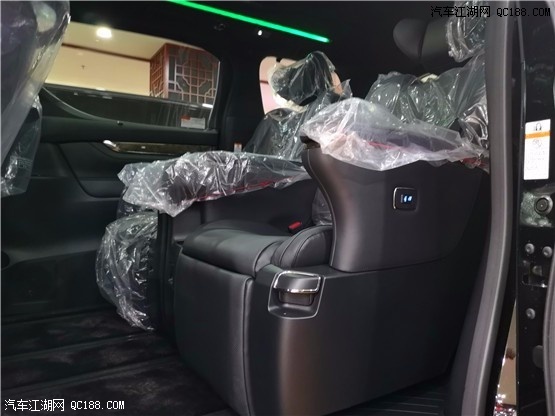 19款丰田埃尔法3.5L八速报价及图片解读