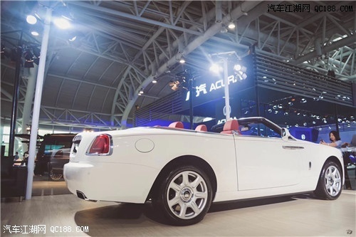 两门四座跑车 18款劳斯莱斯魅影试驾体验