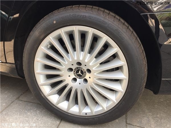 18款奔驰迈巴赫S560 4.0T加版油耗实测