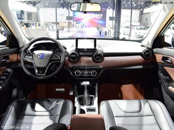 2018款昌河Q35上市 售价6.59-8.99万元