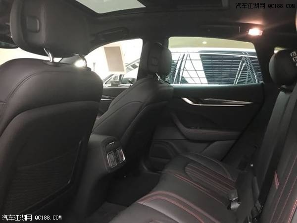 18款美规玛莎拉蒂莱万特豪华包最新报价