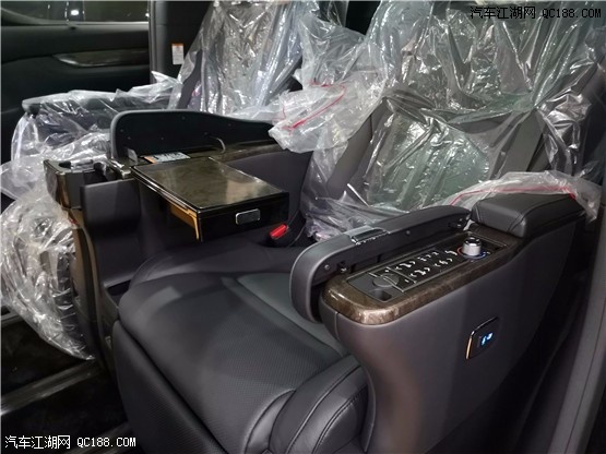 19款丰田埃尔法3.5L八速报价及图片解读