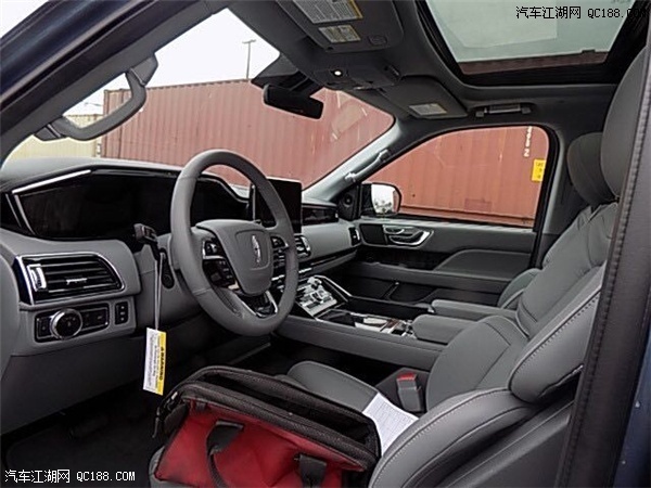 2018款林肯领航员3.5TT V6十速现车报价