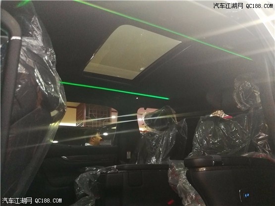 19款丰田埃尔法3.5L八速报价及图片解读