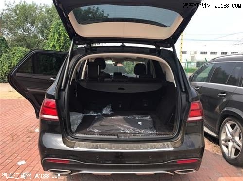 2018款奔驰GLE400新车上市配置详解析