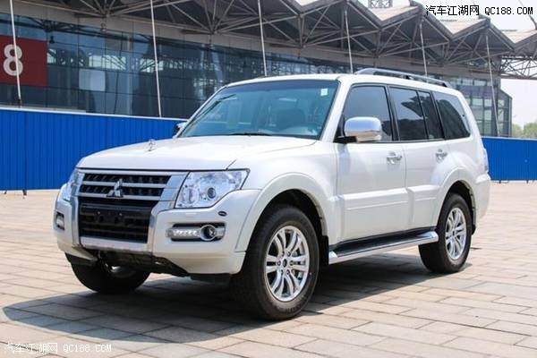 2018款三菱帕杰罗V97 Pajero中东版评测