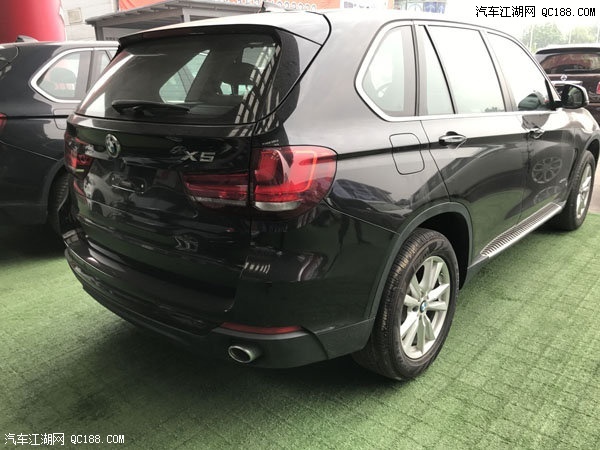 18款宝马X5黑外棕内8速手自一体现车解读