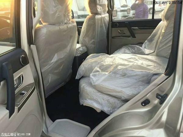 jink 18款三菱帕杰罗V97中东版设计解读