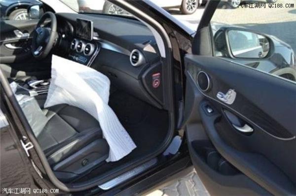 18款奔驰GLC300四驱墨版全景天窗现车报价