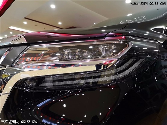 19款丰田埃尔法3.5L八速报价及图片解读