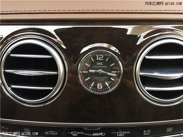 18款奔驰迈巴赫S560 4.0T加版油耗实测