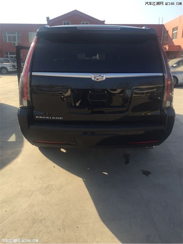 2018款凯雷德ESV加长铂金现车报价实拍