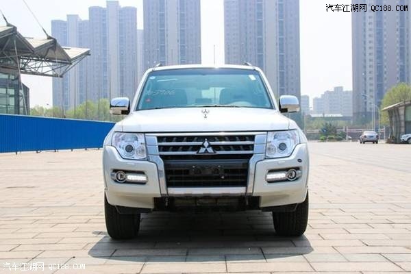 2018款三菱帕杰罗V97 Pajero中东版评测