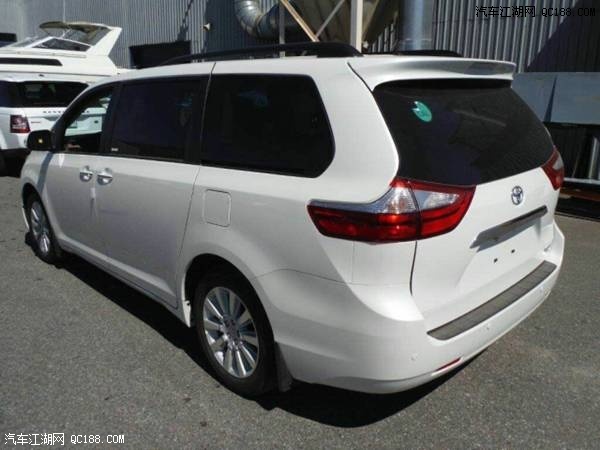 性能完胜埃尔法 17款丰田塞纳四驱实解