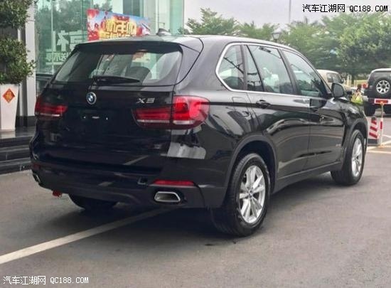 18款宝马X5 3.0T黑外棕内中东版现车试驾