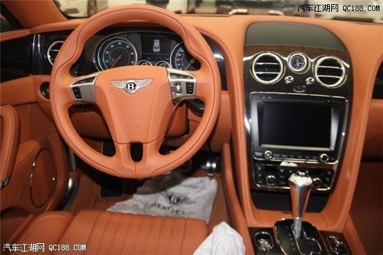 18款美规宾利飞驰4.0T双涡轮增压性能解析