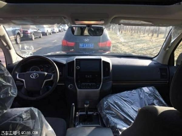 18款丰田酷路泽4000中东版报价图片解析
