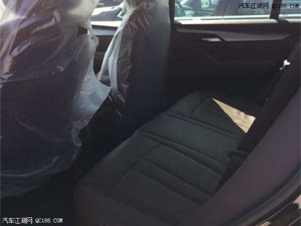 18款宝马X5 2.0T八档五座柴油版现车报价