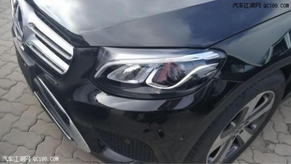 18款奔驰GLC300四驱墨版全景天窗现车报价