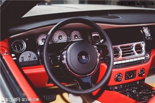 两门四座跑车 18款劳斯莱斯魅影试驾体验