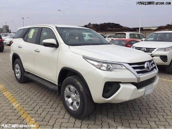 18款中东版丰田穿越者2700最新报价解析